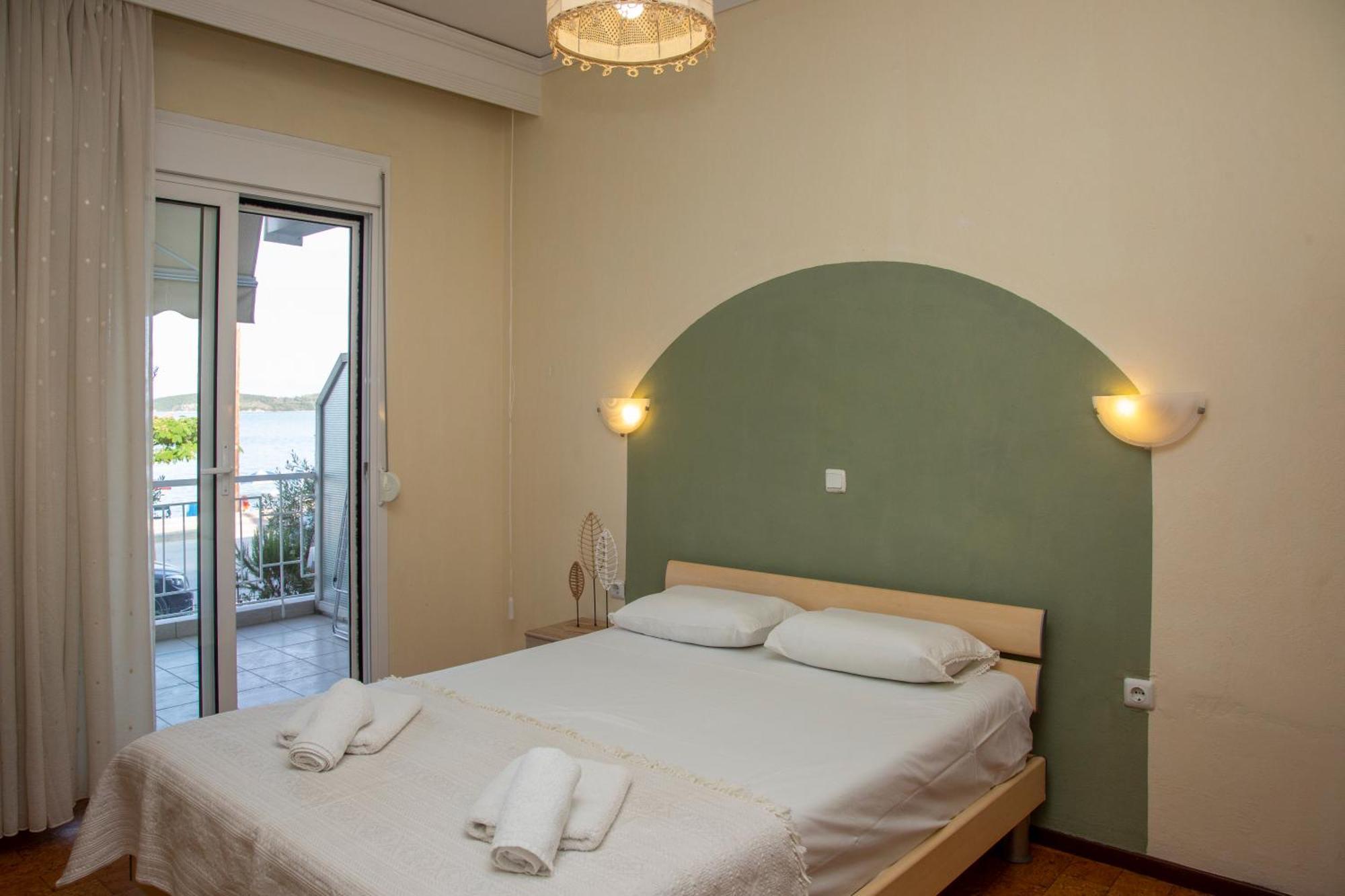 Appartement Seamoon à Néa Péramos Extérieur photo